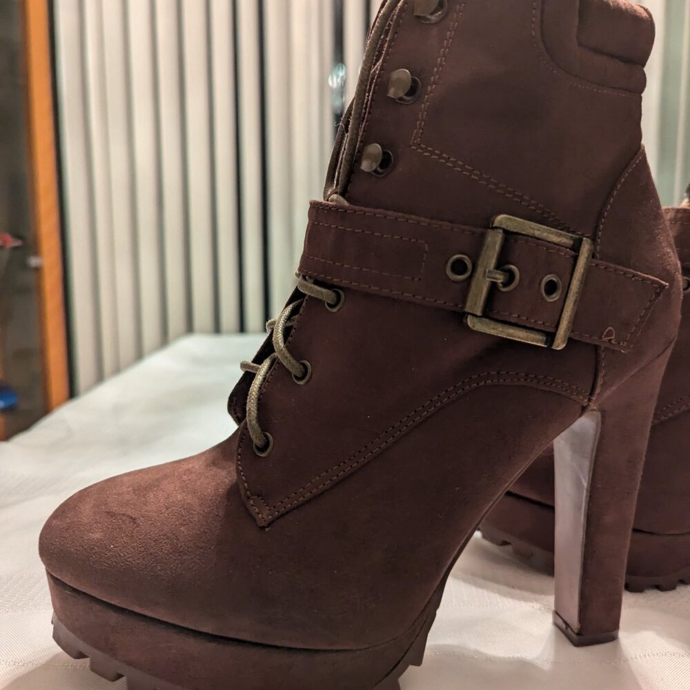 Cady Heeled Bootie (Brown) - JustFab